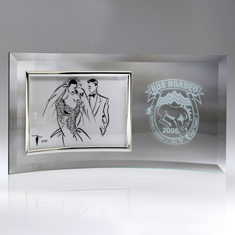 Middletown Curved Horizontal Picture Frame